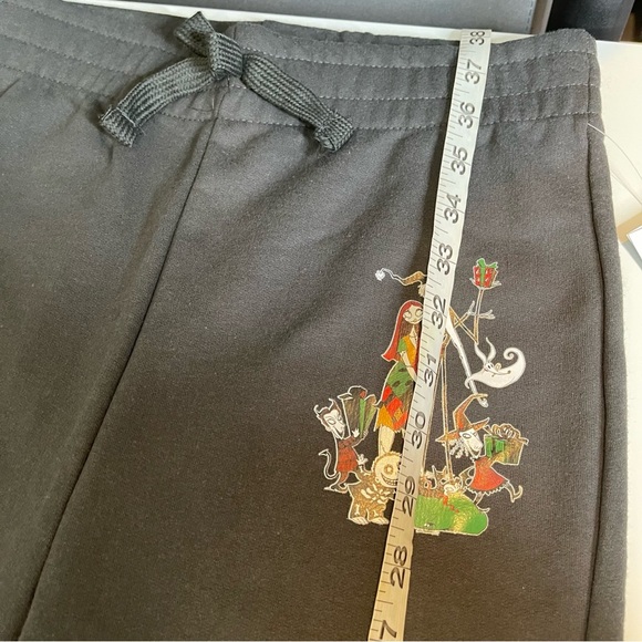 Disney nightmare before Christmas youth sweats - Picture 5 of 10
